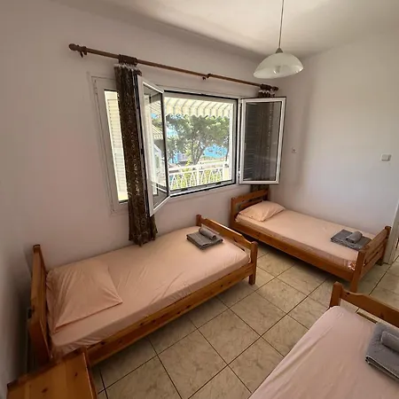 Apartmán Tsatsalmas With Sea View Ii *